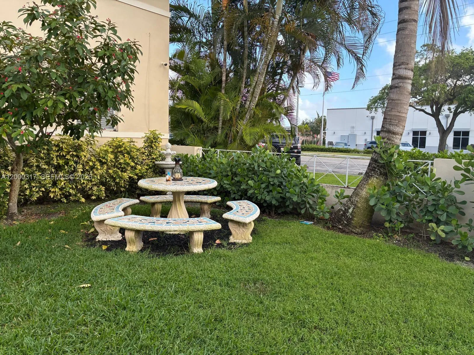 689 NE 92nd St # 11G, Miami Shores FL 33138