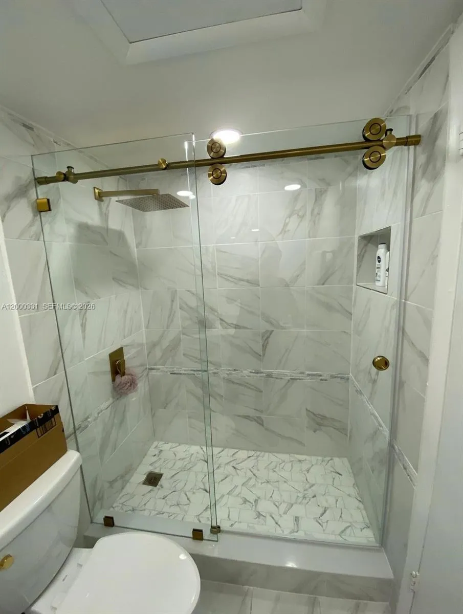 9400 W Flagler St # 309, Miami FL 33174