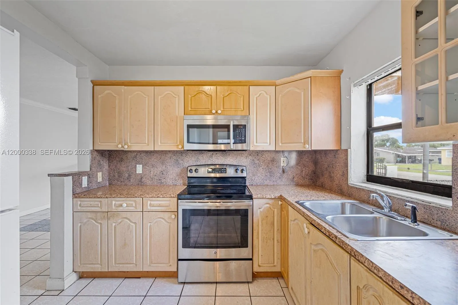 1321 NW 176th Ter, Miami Gardens FL 33169