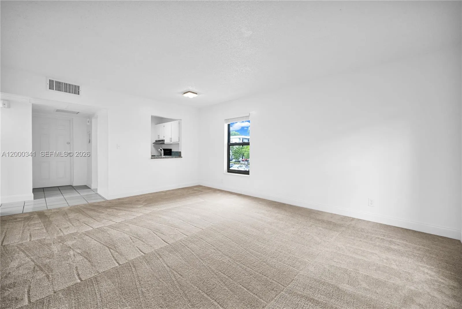 7550 Stirling Rd # V111, Davie FL 33024