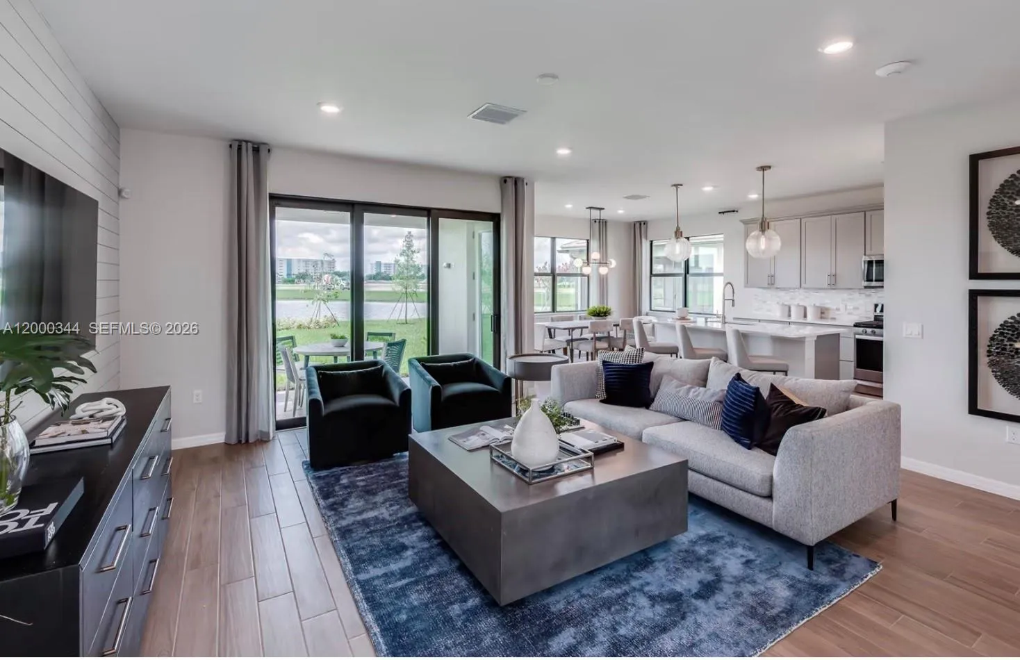 2485 Primrose Pl, Oakland Park FL 33309