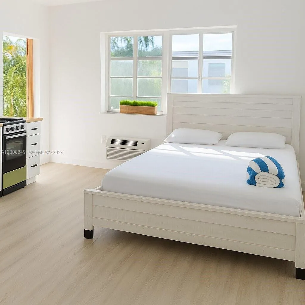 301 86th St # 4A, Miami Beach FL 33141