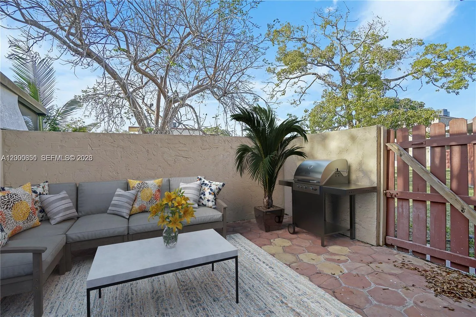 20107 SW 123rd Dr, Miami FL 33177