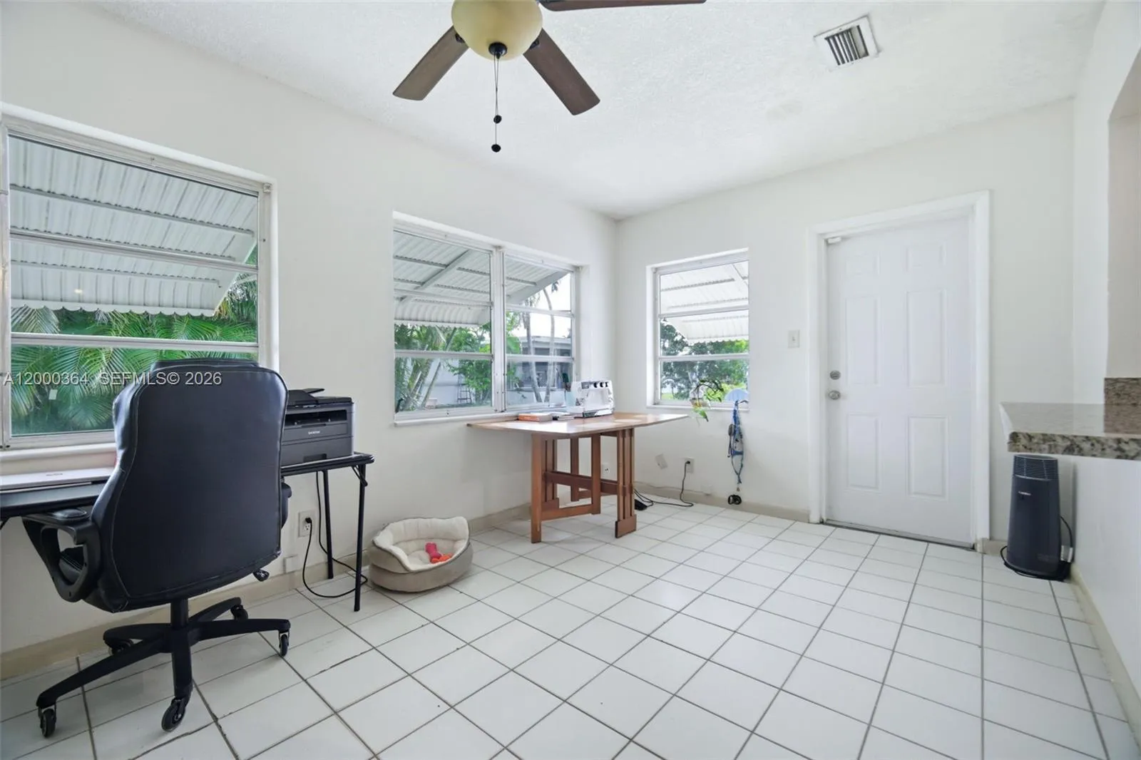 6806 NW 75th Dr, Tamarac FL 33321