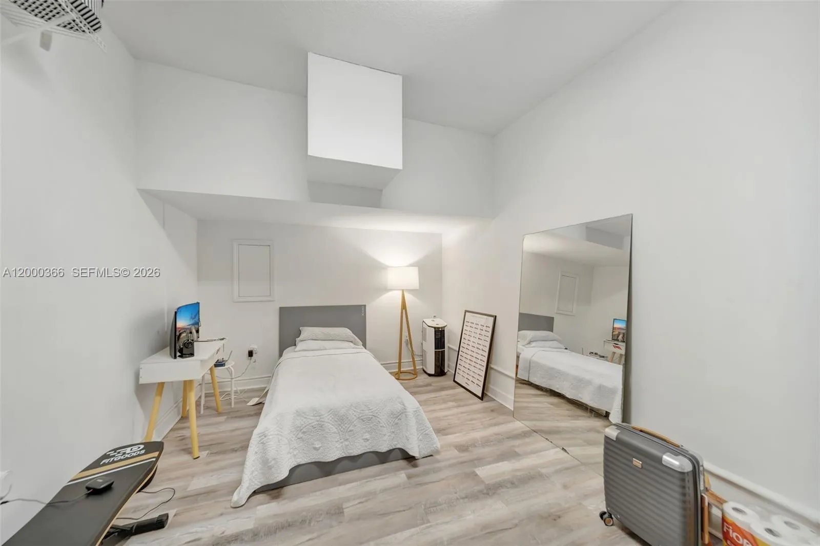 7855 NW 110th Ave, Doral FL 33178