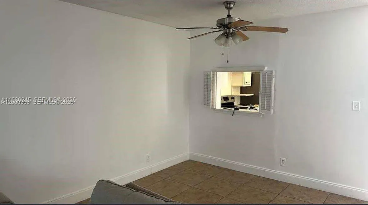 219 NE 14th Ave # 406, Hallandale Beach FL 33009