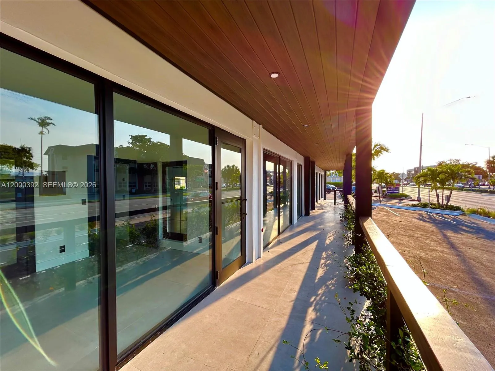 2100 E Commercial Blvd, Fort Lauderdale FL 33308