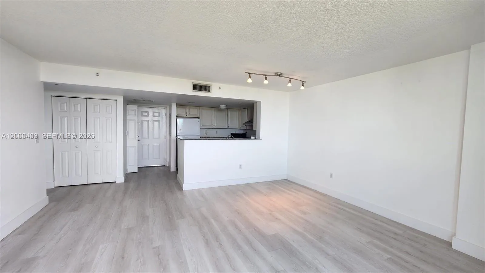 3000 Coral Way # 713, Miami FL 33145