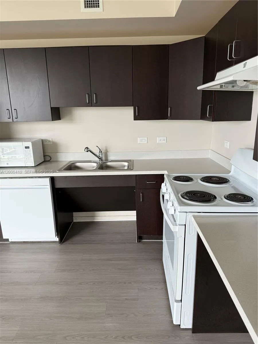 437 SW 4th Avenue # 708, Fort Lauderdale FL 33315