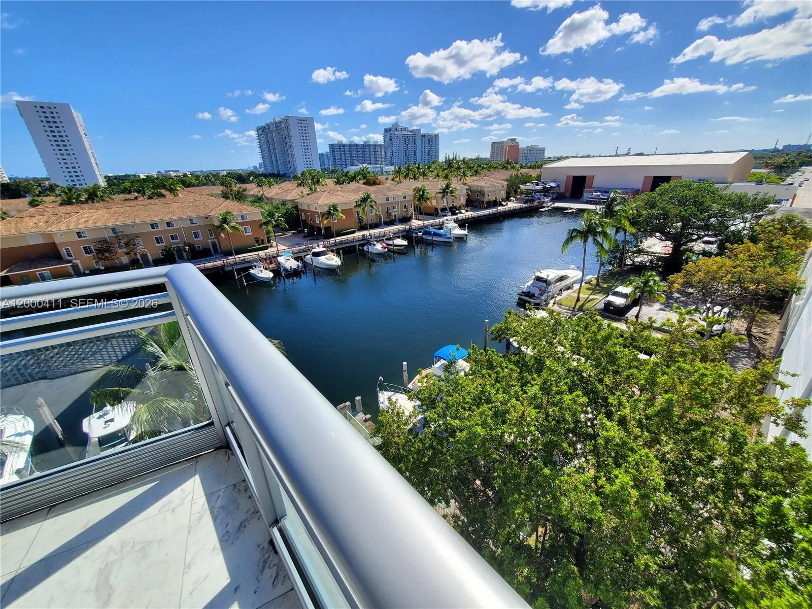 2950 NE 188th St # 401, Aventura FL 33180