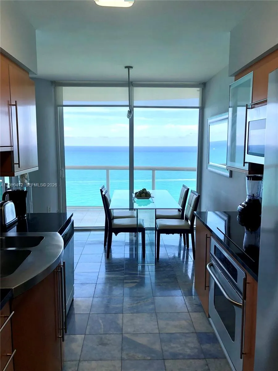 6365 Collins Ave # 3602, Miami Beach FL 33141