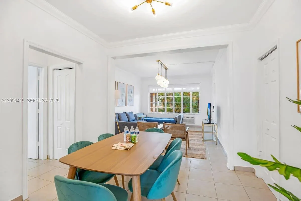 301 86th St # 3, Miami Beach FL 33141