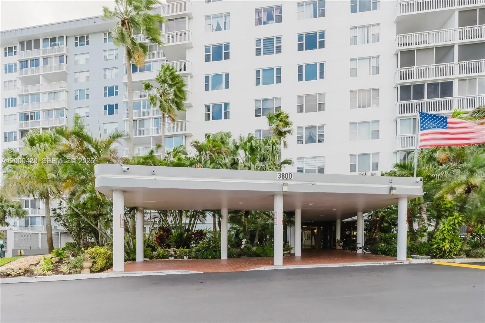 3800 Hillcrest Dr # 411, Hollywood FL 33021