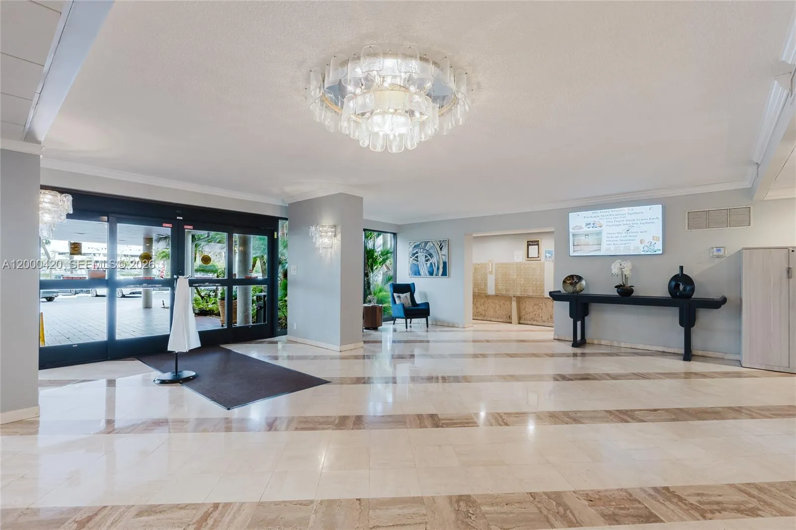 3800 Hillcrest Dr # 411, Hollywood FL 33021