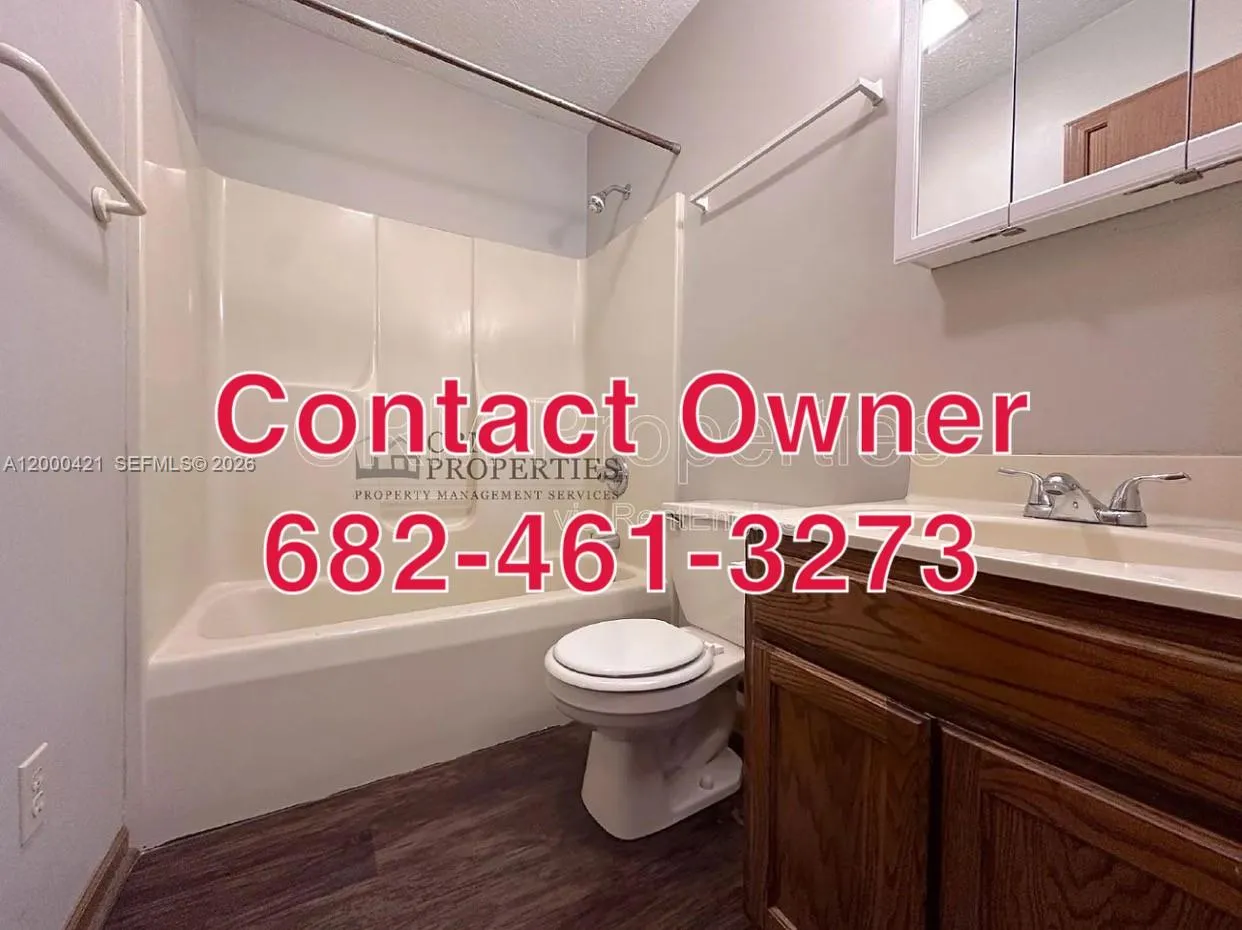 4550 NW 9th St # 310E, Miami FL 33126