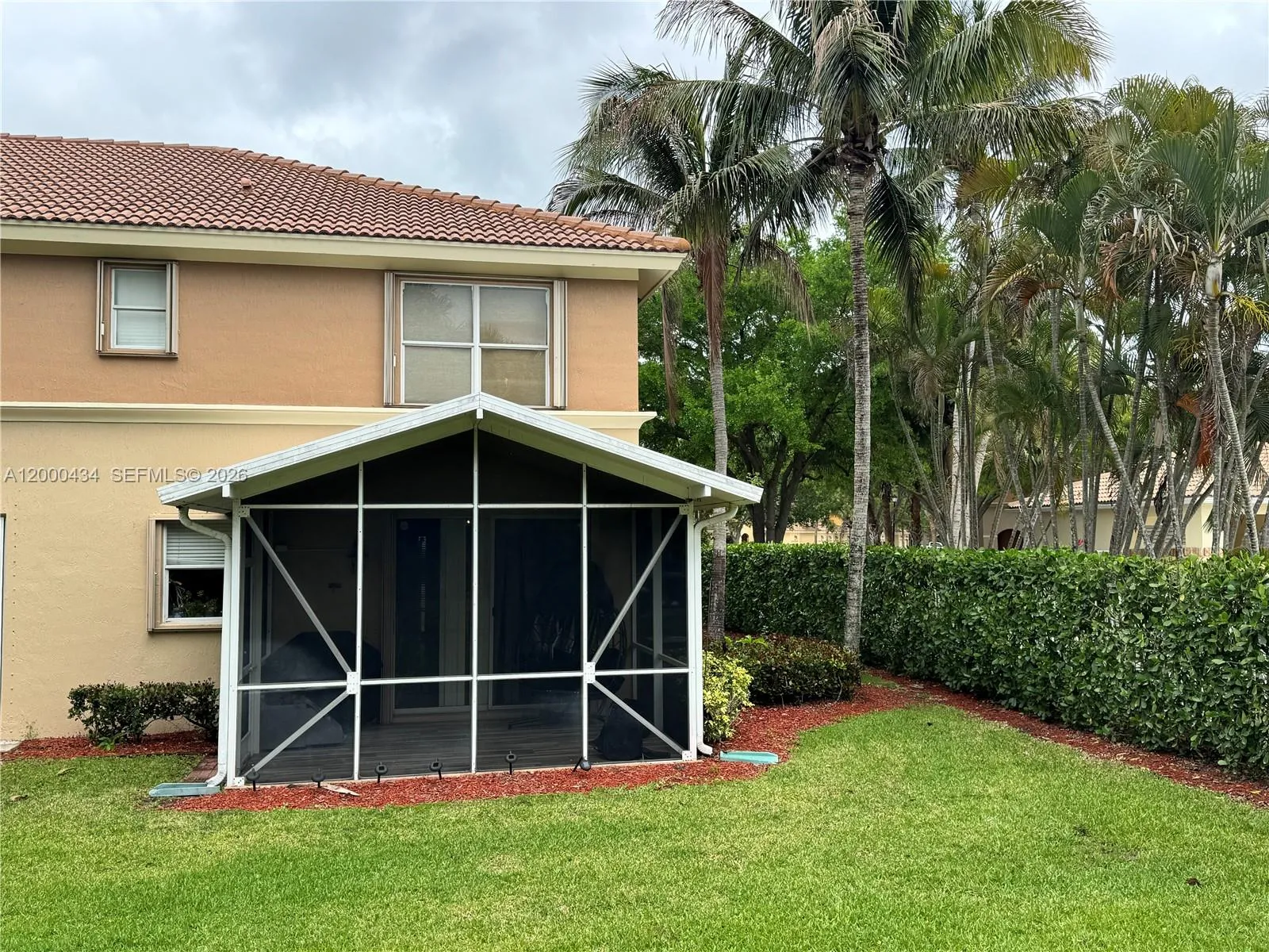435 Rainbow Springs Ter, Royal Palm Beach FL 33411