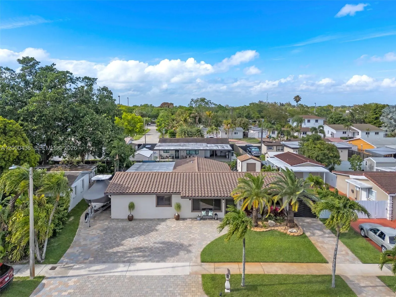 7875 NW 174th Ter, Hialeah FL 33015