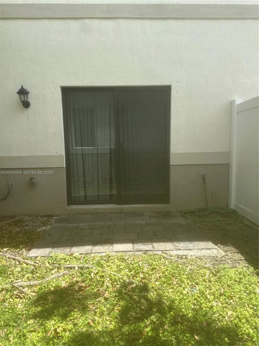 1170 SW 7th Ct, Florida City FL 33034