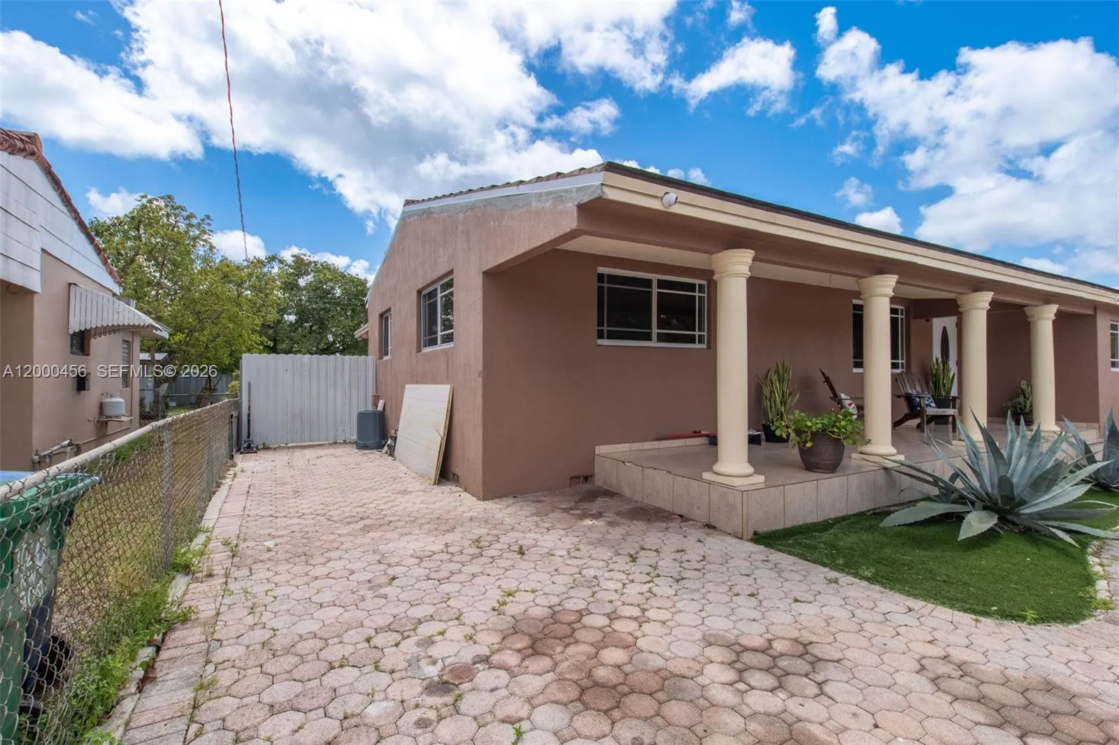 3030 NW 90th St, Miami FL 33147