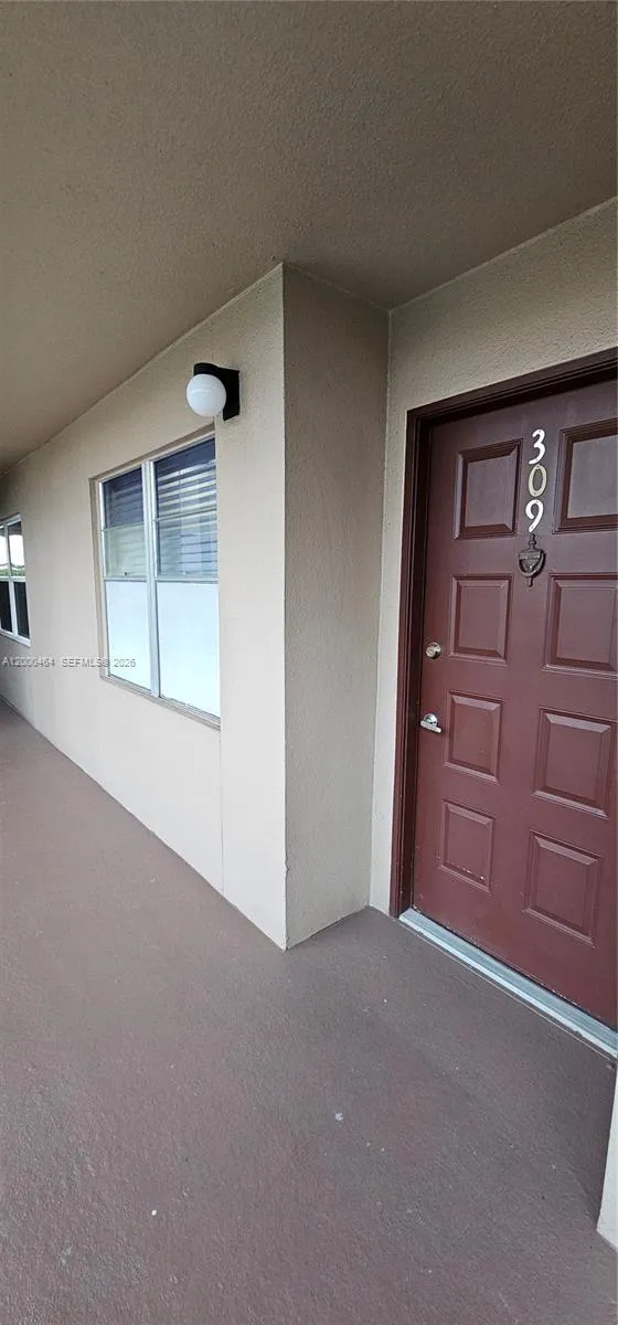 100 SW 130th Ter # 309C, Pembroke Pines FL 33027
