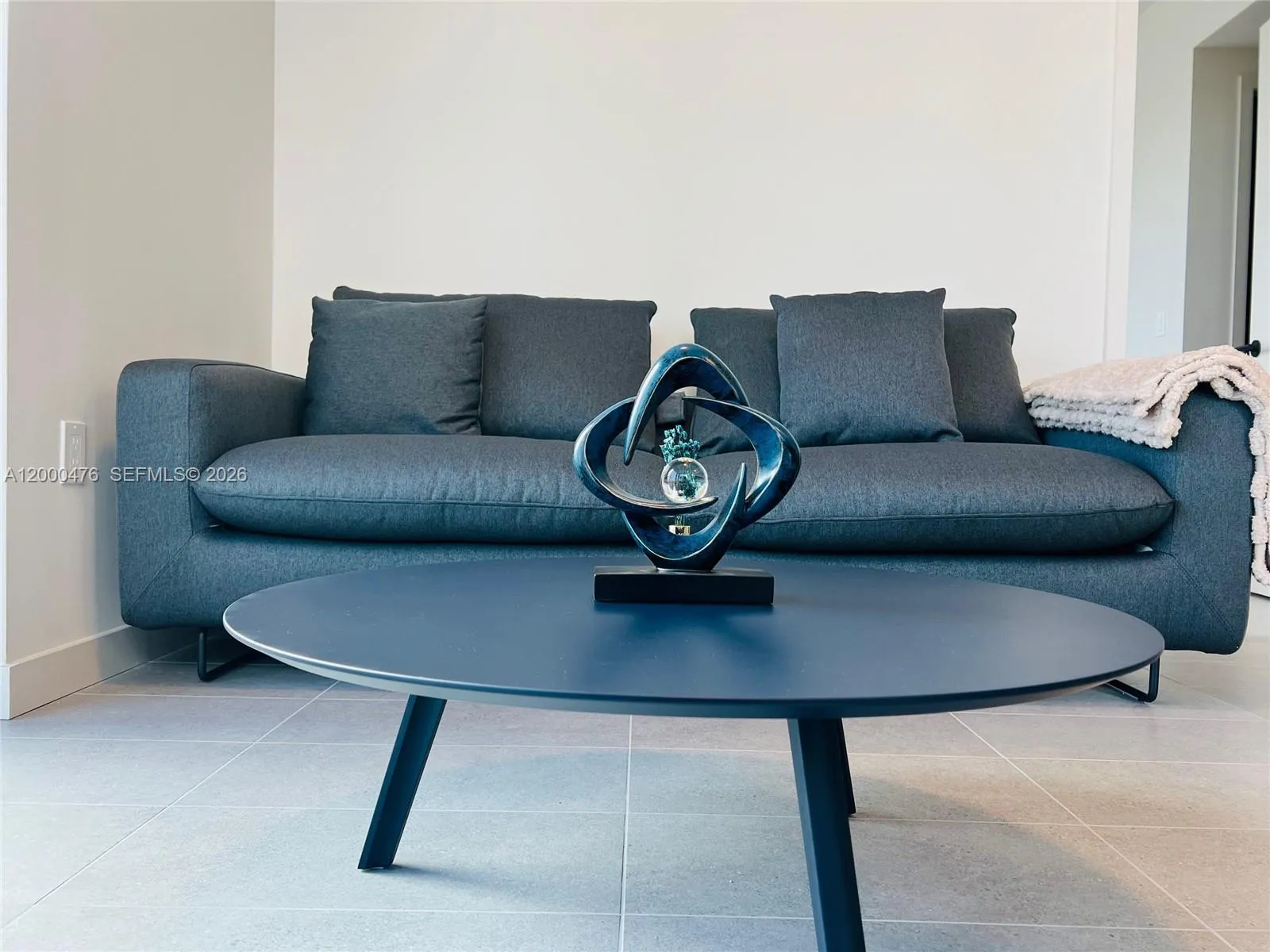 121 NE 25th ST # 1701, Miami FL 33132