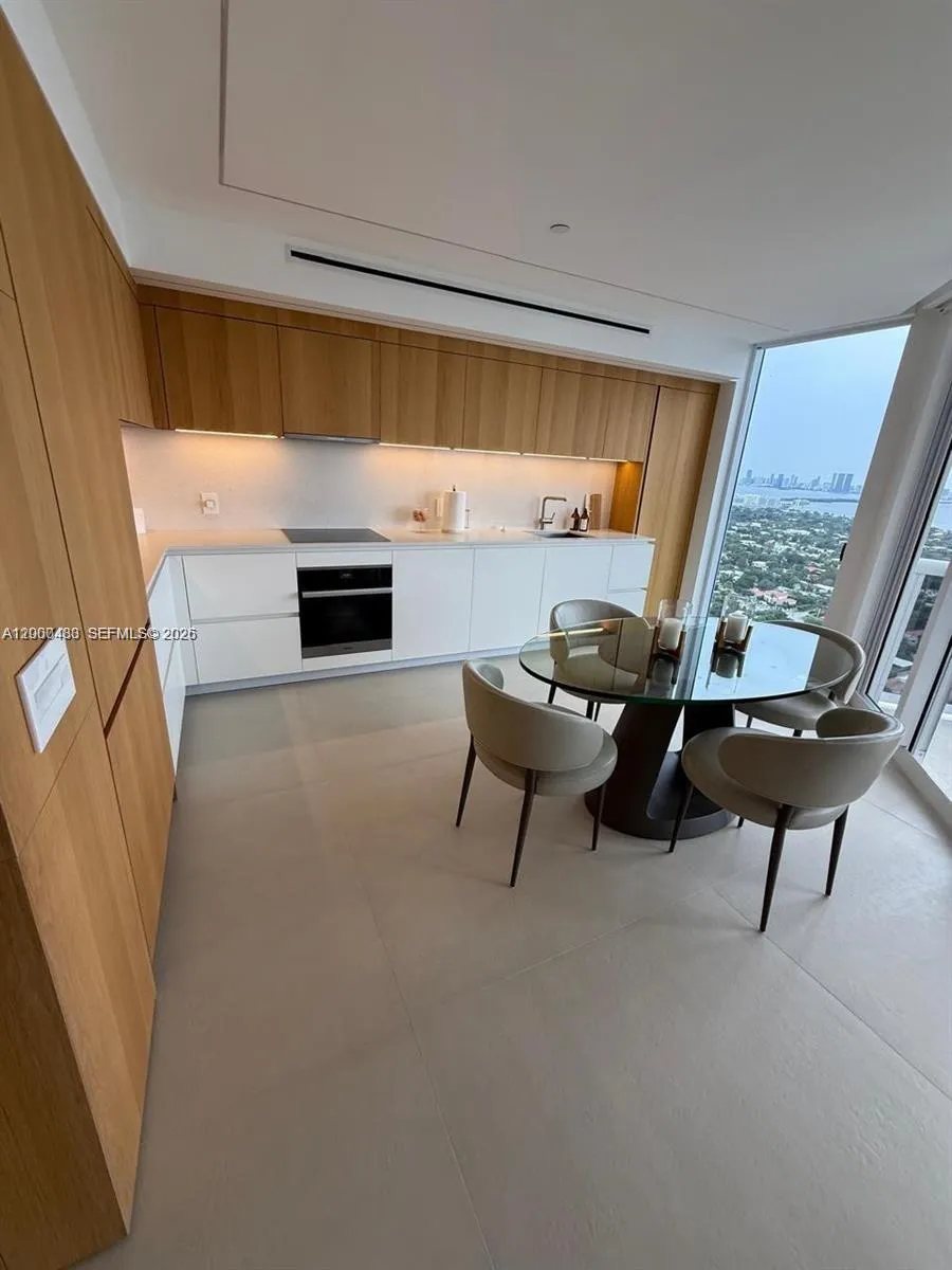 4775 Collins Ave # 3706, Miami Beach FL 33140