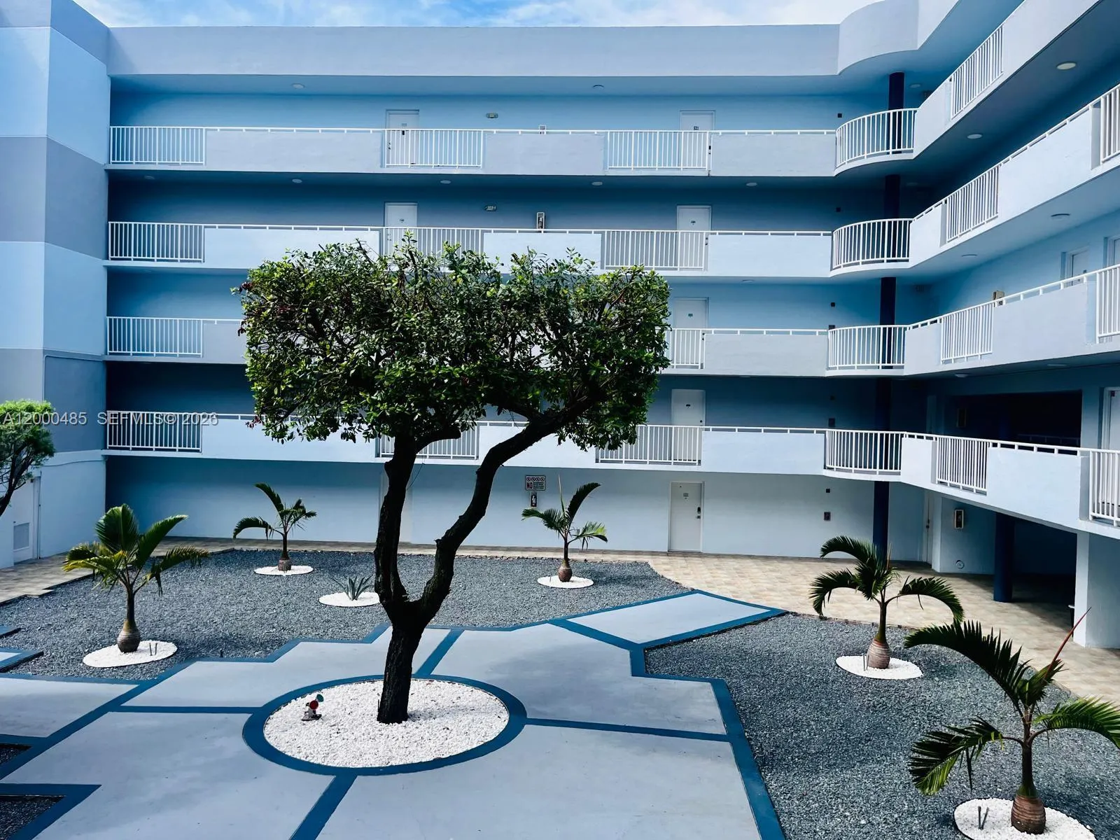 8261 NW 8th St # 235, Miami FL 33126