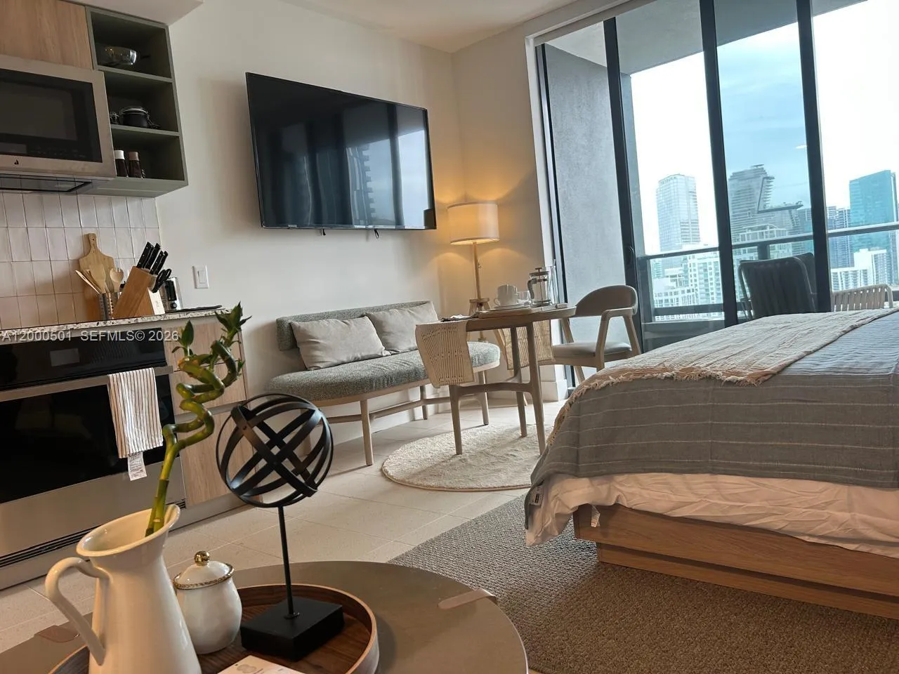 159 NE 6 ST ST # 3206, Miami FL 33132