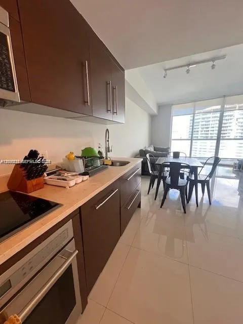 465 Brickell Ave # 4604, Miami FL 33131