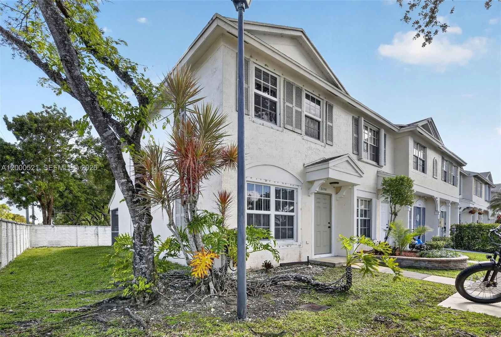 3100 SW 50th St, Dania Beach FL 33312