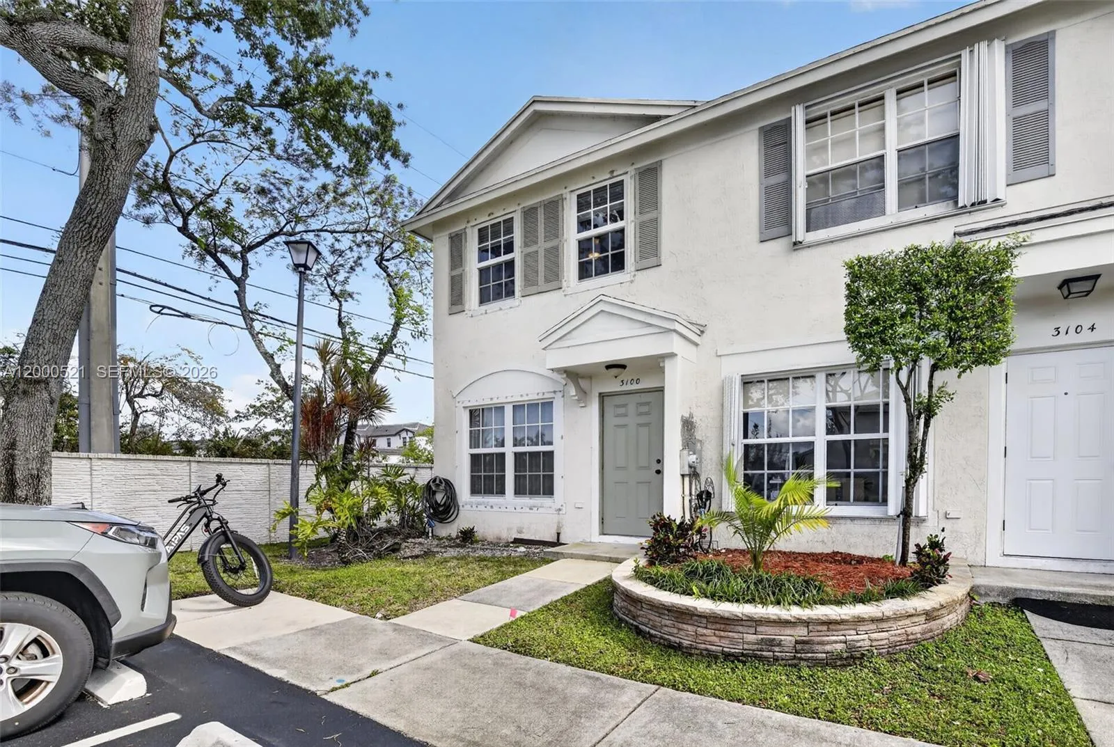 3100 SW 50th St, Dania Beach FL 33312