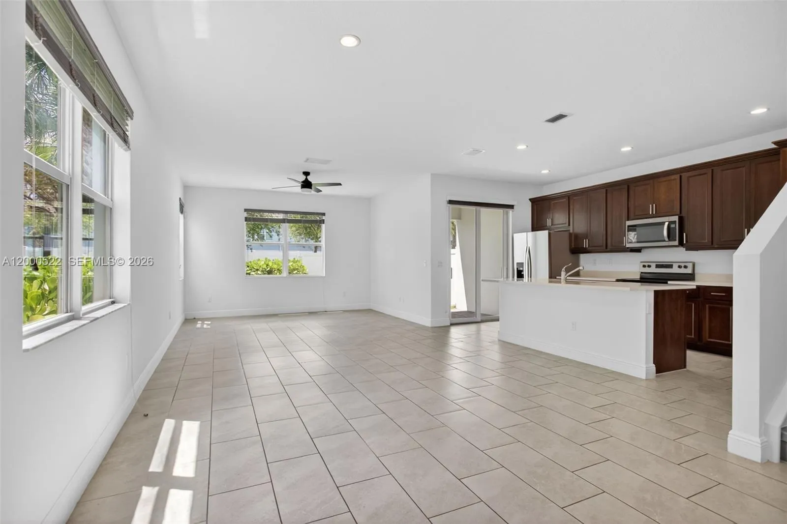 543 Parsons Way, Deerfield Beach FL 33442