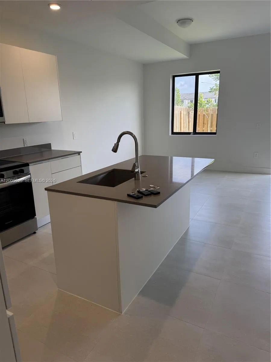 18951 SW 345th Ter, Homestead FL 33034