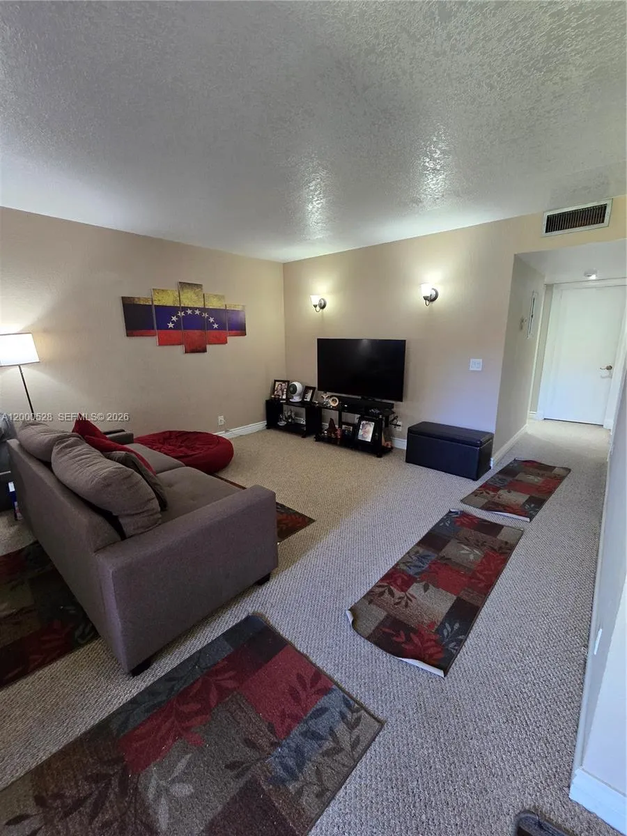 13500 SW 1st St # 204U, Pembroke Pines FL 33027