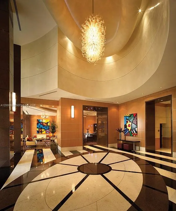 244 Biscayne Blvd # 2907, Miami FL 33132