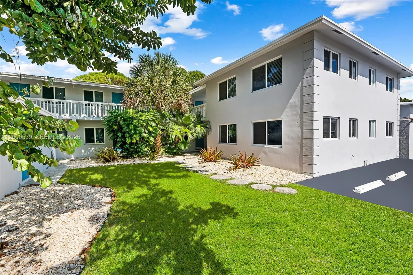 2616 NE 14 Ave # 6, Wilton Manors FL 33334