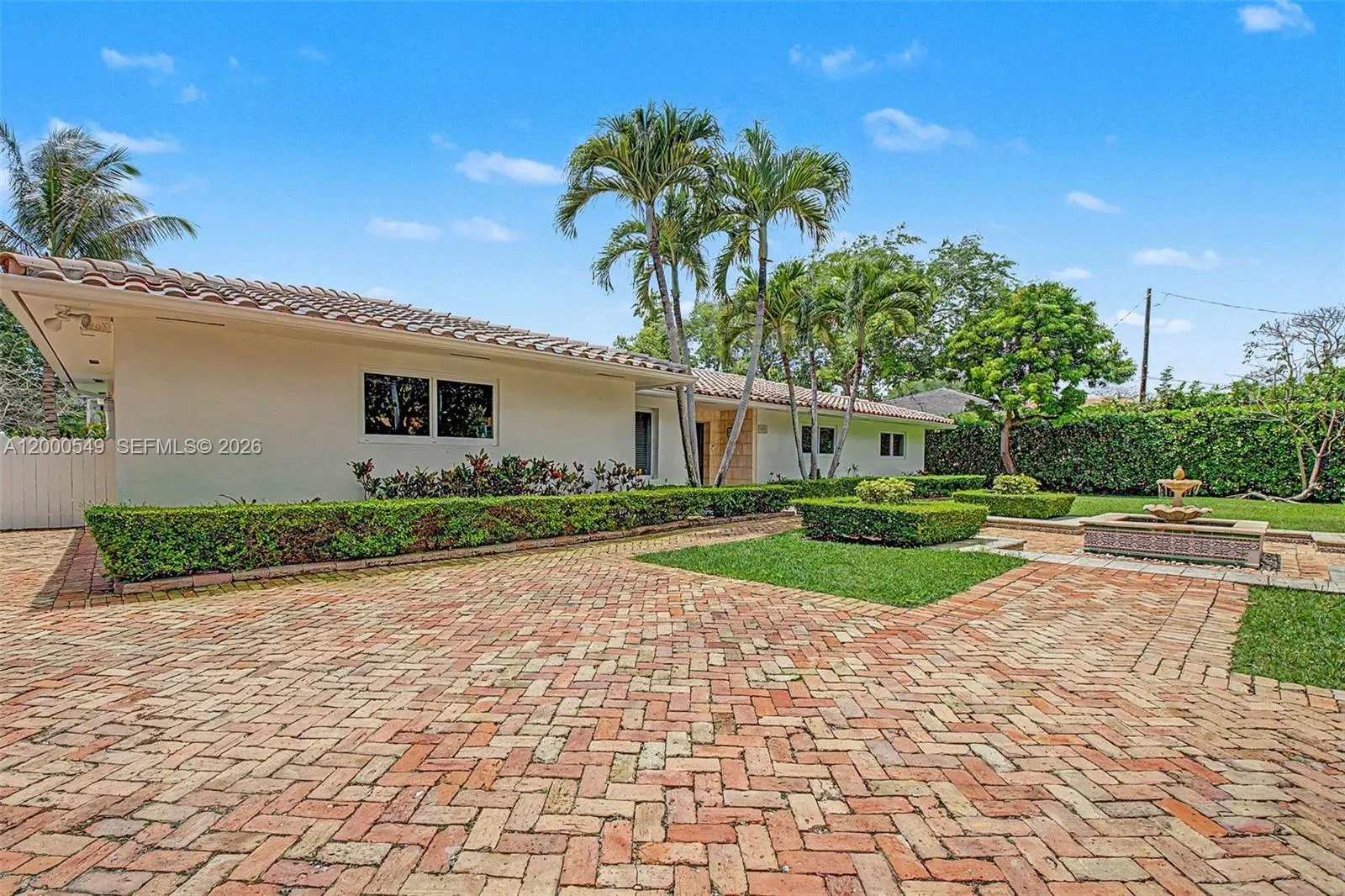 7230 SW 104th St, Pinecrest FL 33156