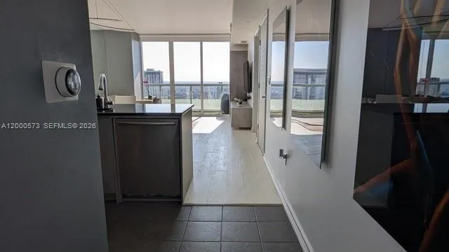 50 Biscayne Blvd # 5107, Miami FL 33132