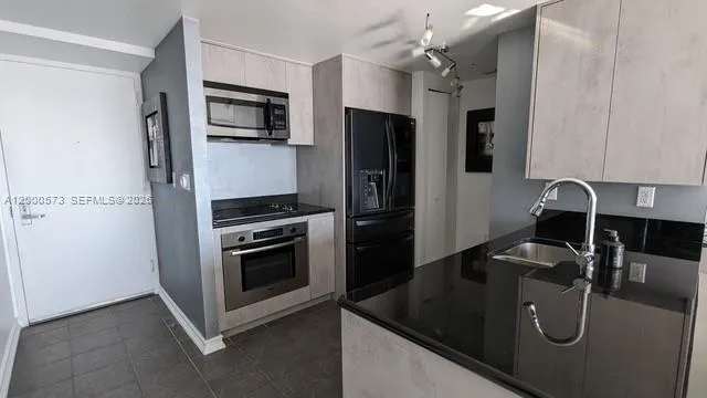 50 Biscayne Blvd # 5107, Miami FL 33132