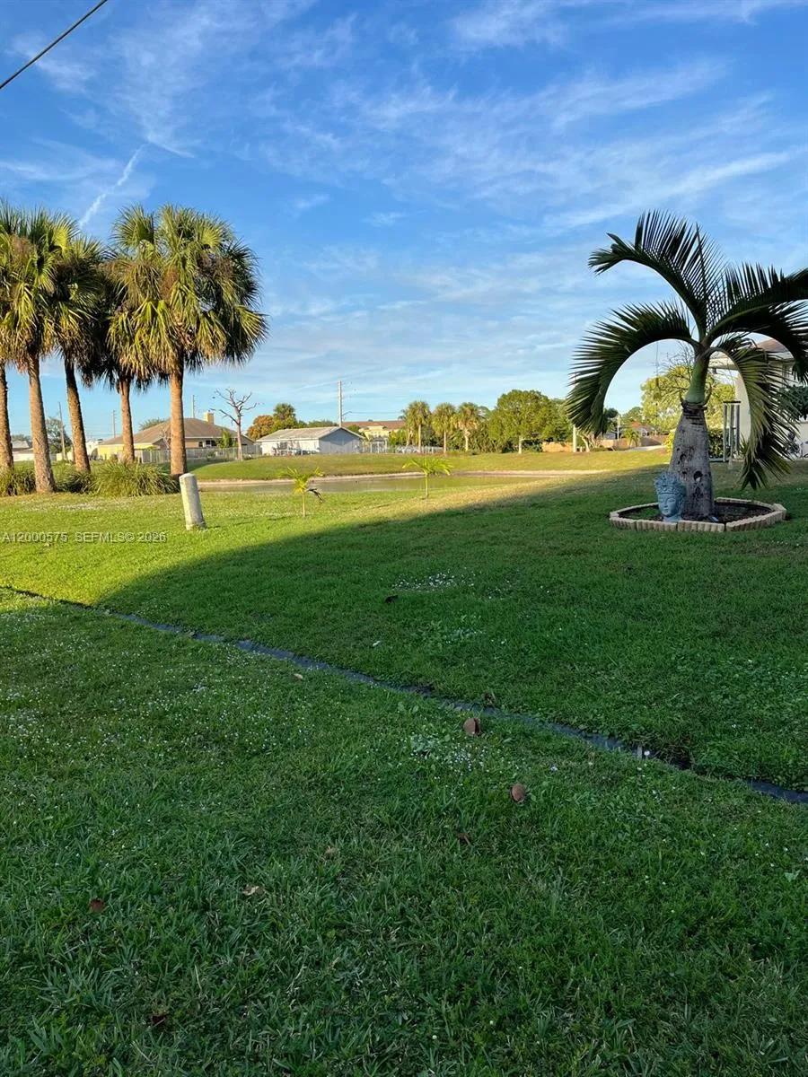 1637 SW Taurus Ln, Port St. Lucie FL 34984