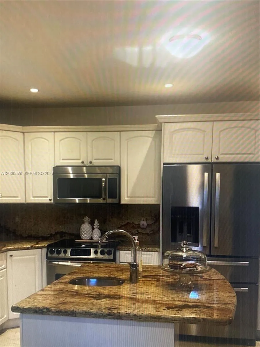 428 SW 28th Rd, Miami FL 33129