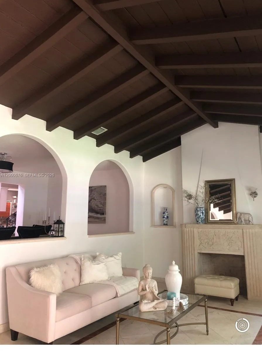 428 SW 28th Rd, Miami FL 33129