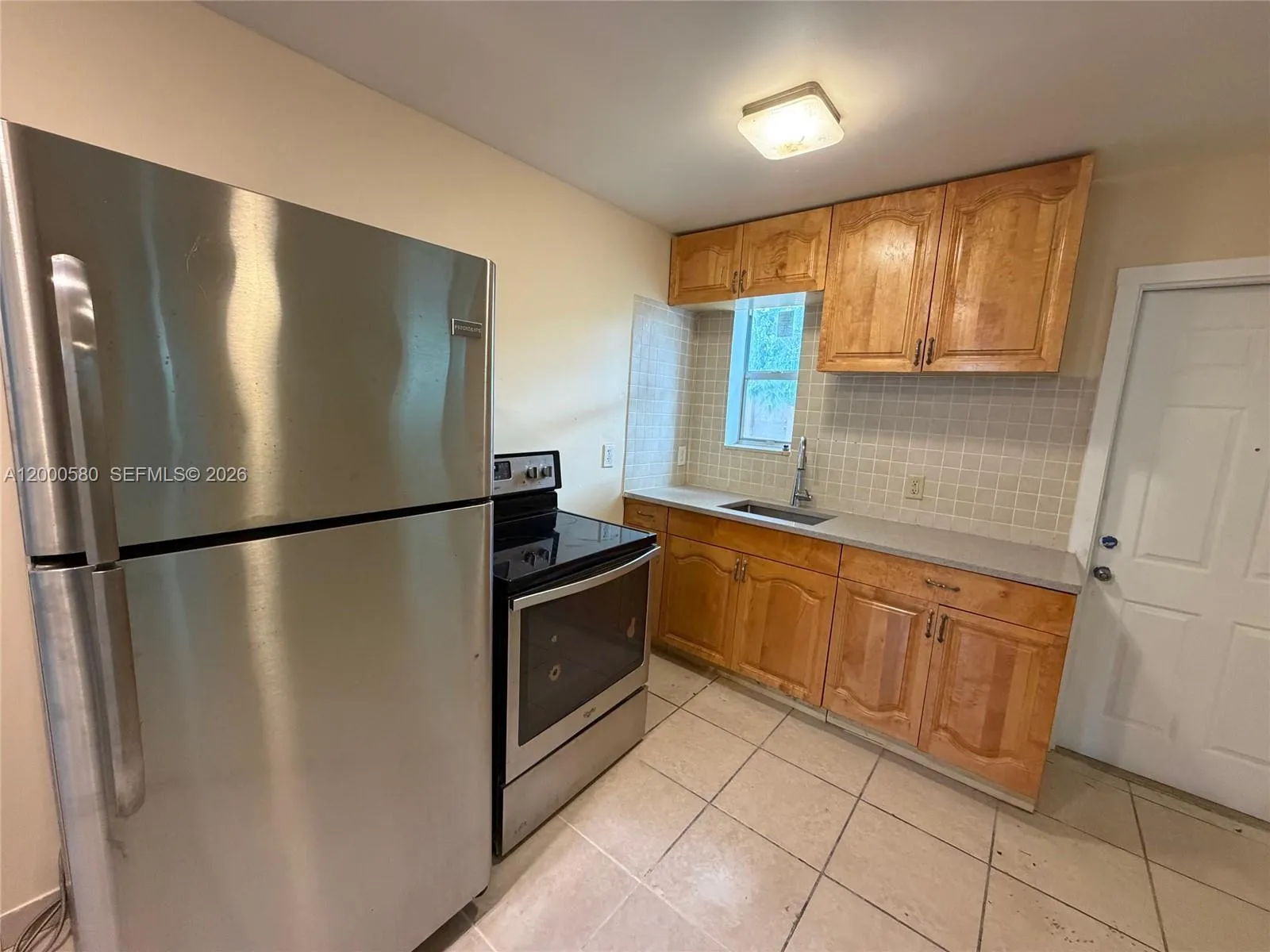 518 NW 10th St # 2, Hallandale Beach FL 33009