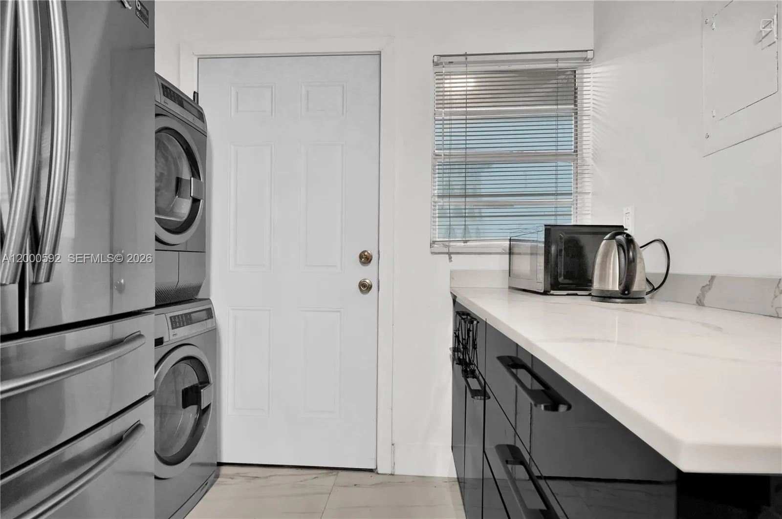 1750 NE 191st St # 2, Miami FL 33179