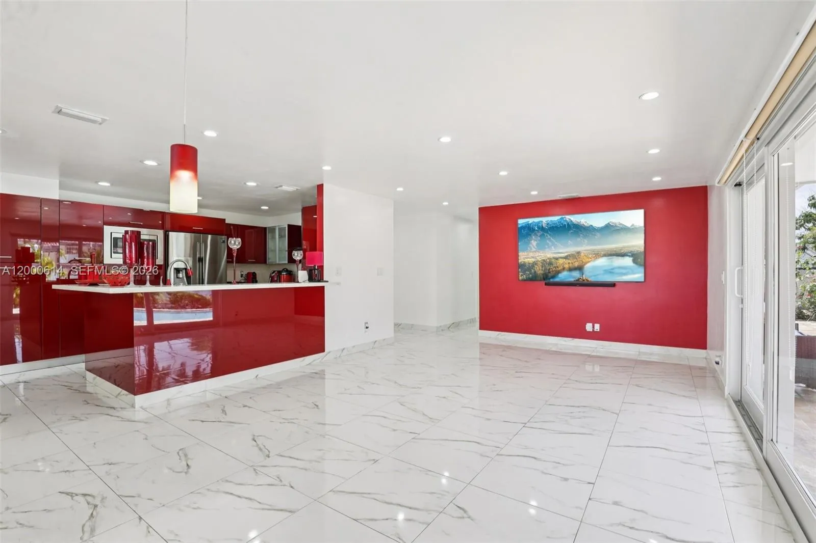 1900 SW 87th Ct, Miami FL 33165