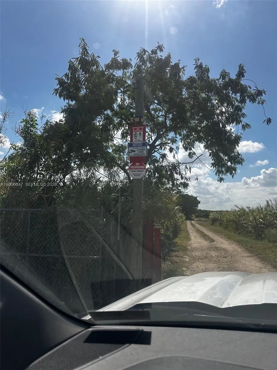 226XX SW 220 AV, Homestead FL 33170