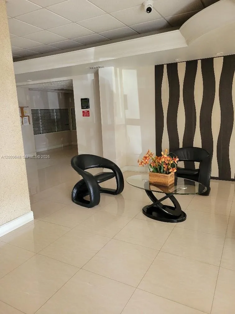 1833 S Ocean Dr # 307, Hallandale Beach FL 33009