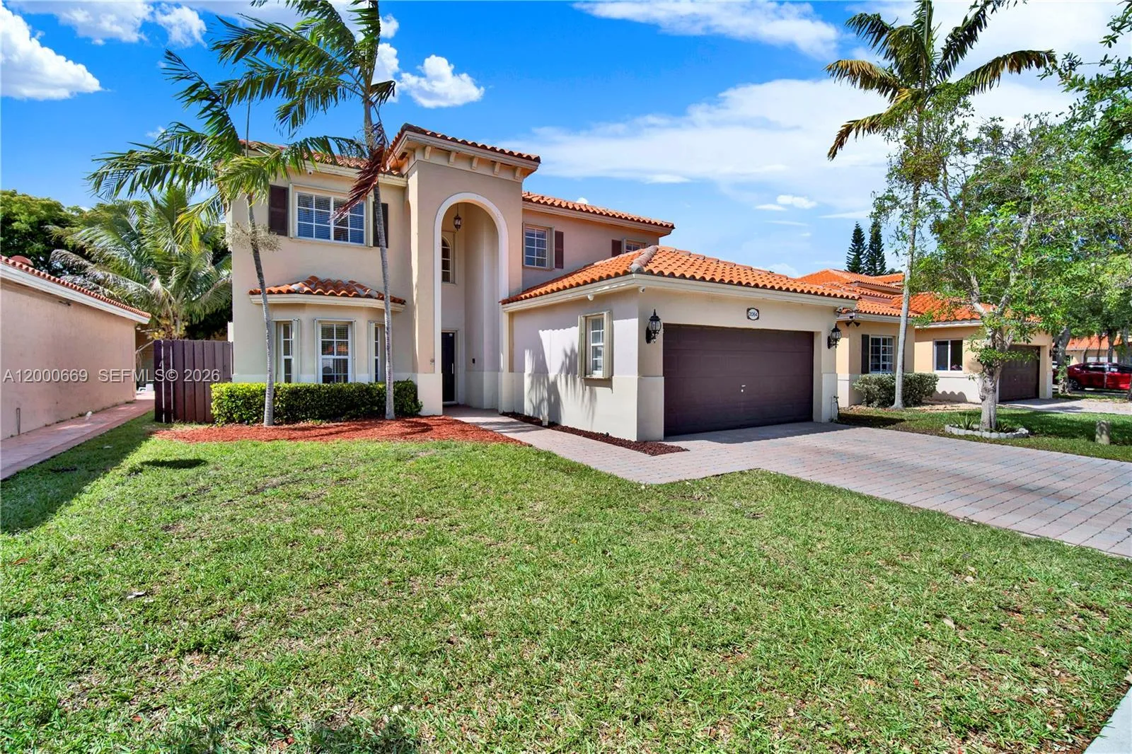 2064 NE 35th Ave, Homestead FL 33033