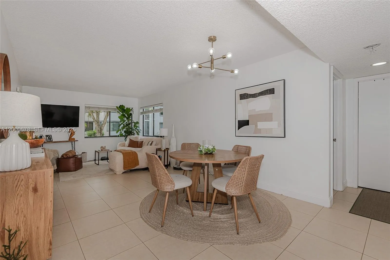 159 Lakeview Dr # 102, Weston FL 33326