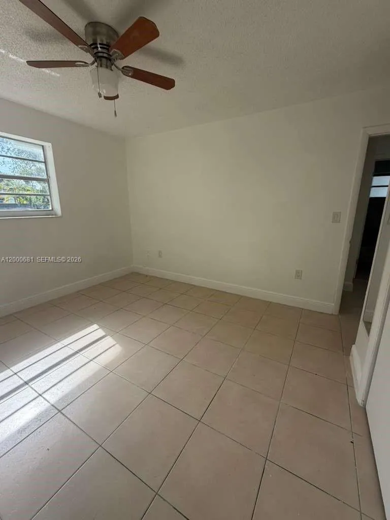 18416 NE 24th Ct # 18418, North Miami Beach FL 33160